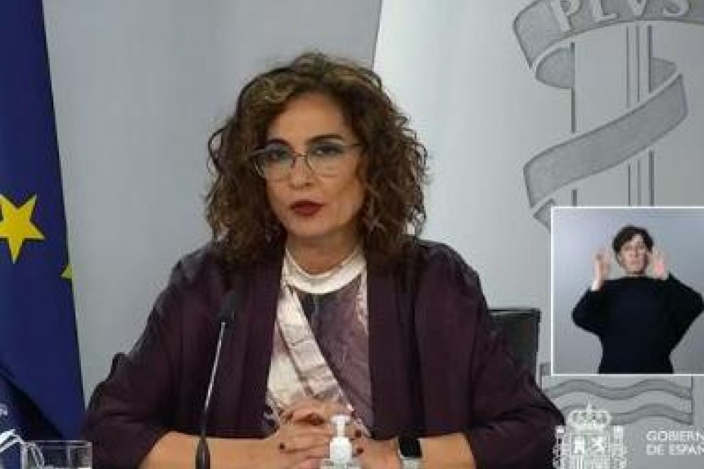 La ministra de Hacienda y portavoz del Gobierno, María Jesús Montero, durante una rueda de prensa.