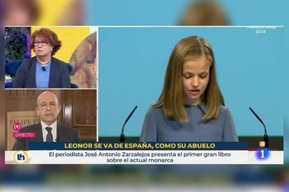 Captura de pantalla del rótulo de TVE que afirmaba que la Princesa Leonor 'se va de España como su abuelo'.