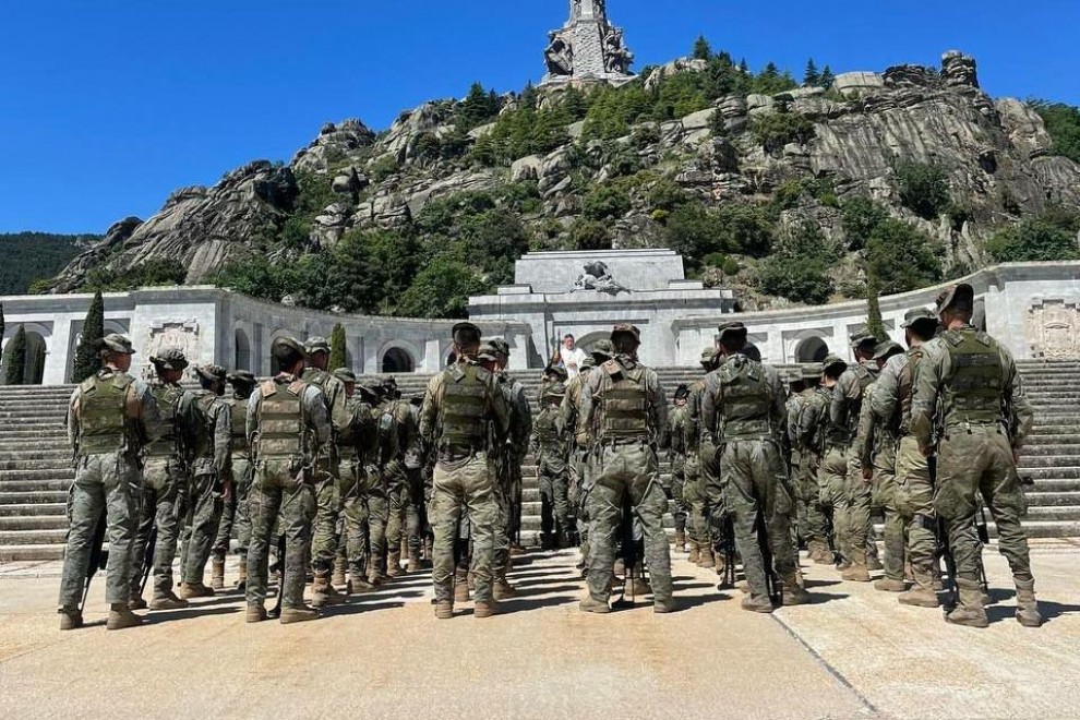 Los miembros de la compañía de del Batallón de Infantería Protegida (BIP) “Uad Ras” II / 31, en el Valle de los Caídos.