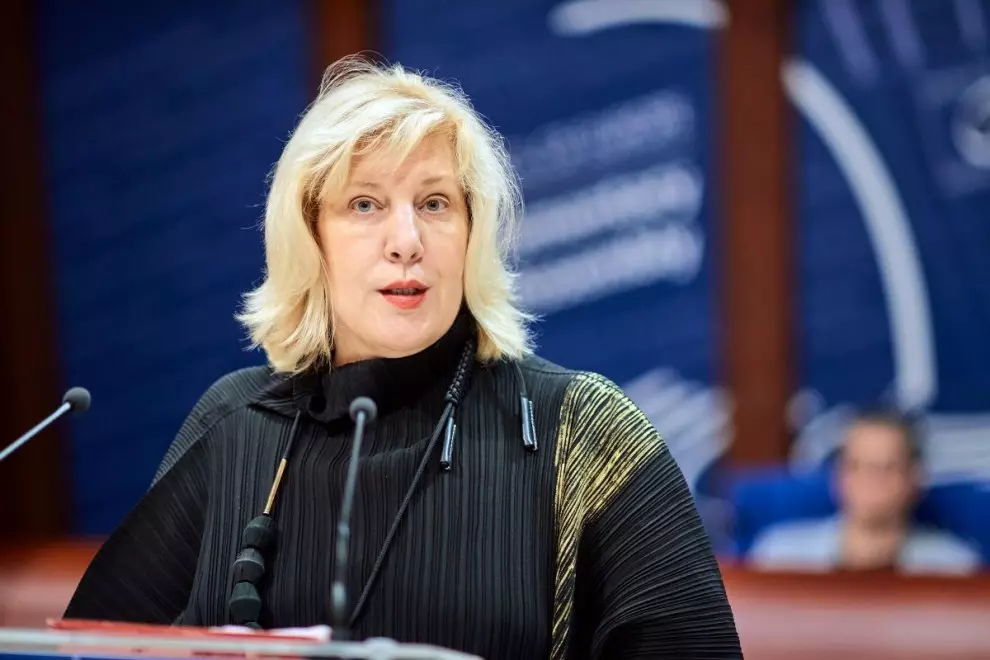 La comisaria de Derechos Humanos del Consejo de Europa, Dunja Mijatovic, durante una reunión del Consejo de Europa, a 26 de junio de 2019, en Estrasburgo.