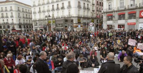 El movimiento 15-M en una de sus reuniones en la Puerta del Sol. Archivo. EFE