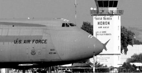 Un avión estadounidense en la base aérea de Morón. (EFE/ Archivo)