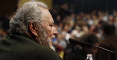 Julio Anguita durante una conferencia previa a las movilizaciones de las Marchas de la Dignidad. -JAIRO VARGAS