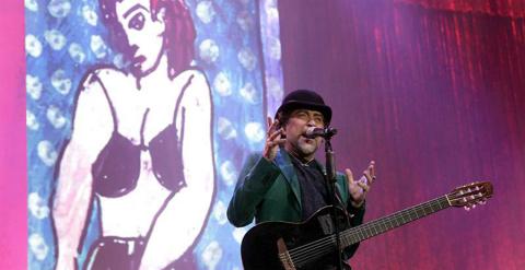 Joaquín Sabina, durante el concierto en Barcelona. EFE