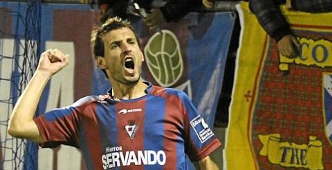 Arruabarrena celebra un gol con el Eibar.