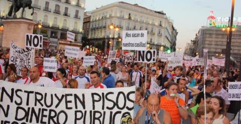 Manifestación en Sol contra la venta de viviendas públicas.- AAVVMadrid.org