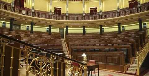 Preparativos del Congreso de los Diputados para el debate. EFE/Andrés Ballesteros