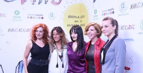 Pilar Jurado, Lamari de Chambao, María de Medeiros, Sole Giménez y Leonor Watling, cantantes del disco Avanzadoras./ Oxfam Intermón