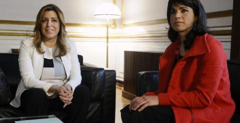 Teresa Rodríguez en una reunión con Susana Díaz. /EFE
