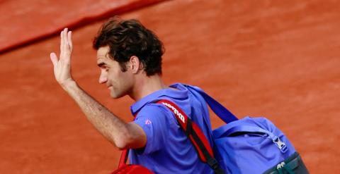 Federer se despide tras caer eliminado. Reuters / Jason Cairnduff