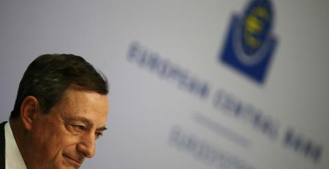 El presidente del Banco Central Europeo (BCE), Mario Draghi, en la rueda de prensa tras una reunión del consejo de gobierno de la entidad sobre la política monetaria. REUTERS/Kai Pfaffenbach