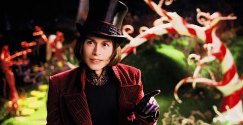 Johnny Depp en WILLY WONKA EN 'CHARLIE Y LA FÁBRICA DE CHOCOLATE'