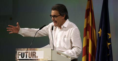 El presidente de la Generalitat, Artur Mas, durante su intervención en un acto donde ha esbozado algunos de sus próximos pasos de cara a las elecciones del 27-S en una conferencia con la que inicia la campaña de CDC 'Benvinguts al futur' (Bienvenidos al f