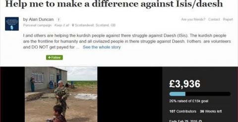 El soldado británico Alan Duncan se financia su propio armamento mediante un crowdfunding
