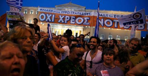 Miles de personas se manifiestan en Atenas contra las políticas de austeridad. REUTERS/Alkis Konstantinidis