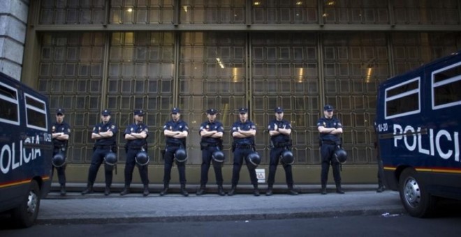 Agentes de la Policía Nacional en una imagen de archivo. EFE