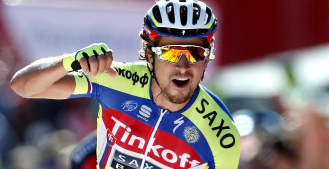 Sagan celebra su victoria en la etapa de la Vuelta. EFE/Javier Lizón