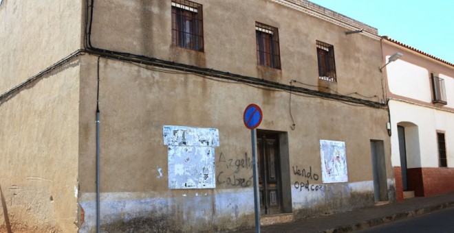 Estado actual de la casa familiar de los Izquierdo, en Puerto Hurraco (Badajoz). EFE/Raúl Haba