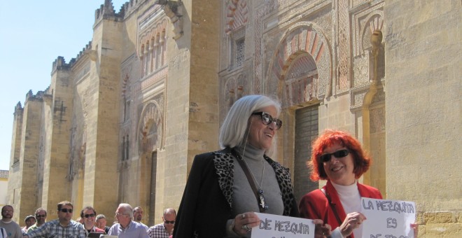Protesta por la devolución de la titularidad pública a la Mezquita de Córdoba. Archivo EFE