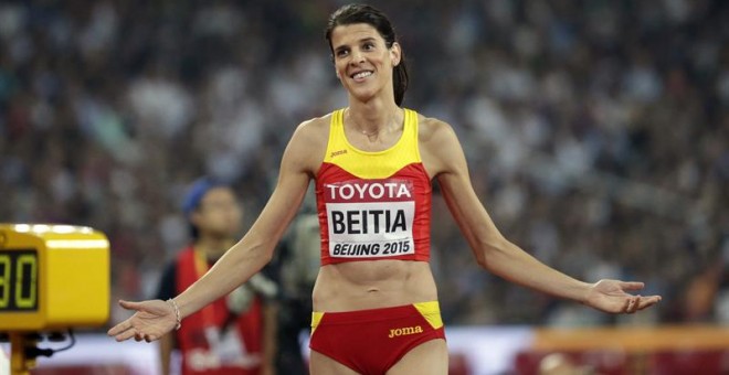 La española Ruth Beitia, tras uno de sus saltos de la final de salto de altura, dentro del Campeonato del Mundo de Atletismo. EFE/Lavandeira jr
