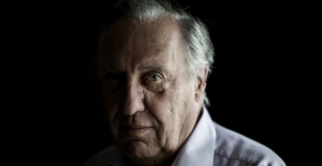 El escritor británico Frederick Forsyth. AFP