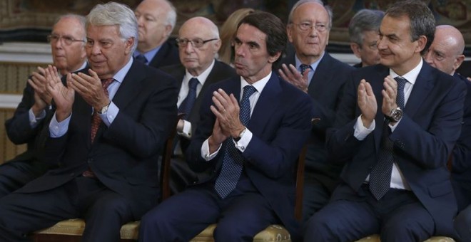 El expresidente socialista Felipe González junto con el expresidente José María Aznar./ EUROPA PRESS