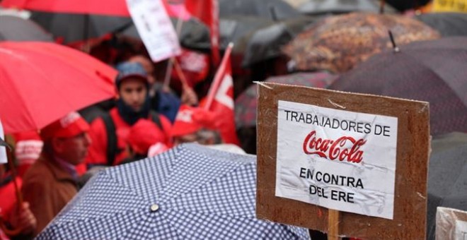 Trabajadores de Coca-Cola en contra del ERE./ EUROPA PRESS