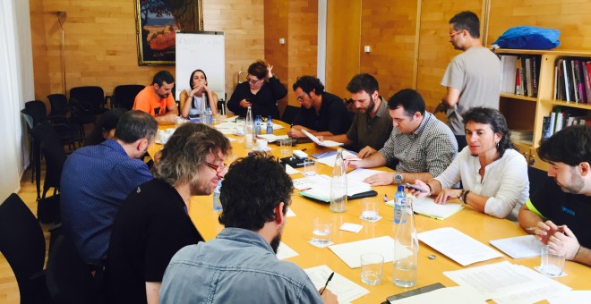 Reunión de los regidores en el encuentro municipalista en Barcelona. PÚBLICO