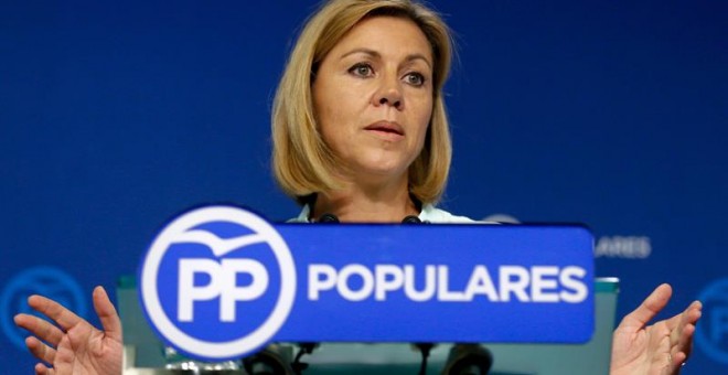 La secretaria general del Partido Popular, María Dolores de Cospedal, ofrece una rueda de prensa al término de la reunión del Comité Ejecutivo Nacional del PP, en la que se han analizado los resultados de las elecciones catalanas, en la sede del partido