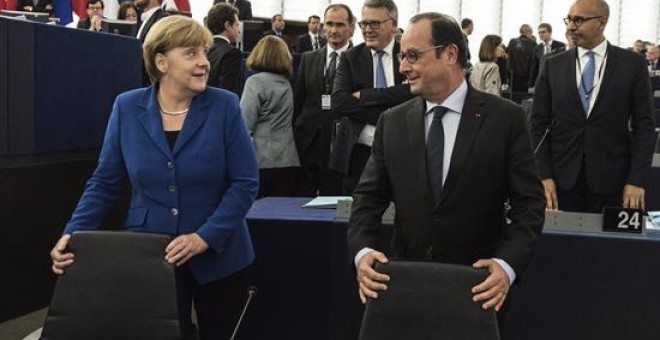 El presidente francés, François Hollande, junto a la canciller alemana, Angela Merkel