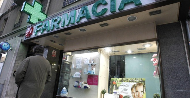 Farmacia situada en el barrio madrileño de Chamberí. EFE