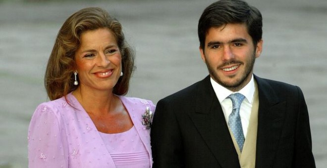 José María Aznar Botella, hijo del expresidente, junto a su madre, Ana Botella, exalcadesa de Madrid