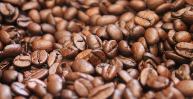El estudio confirma la presencia de fumonisinas, aflatoxinas, tricotecenos y micotoxinas emergentes en el café. / Yo_aguilar
