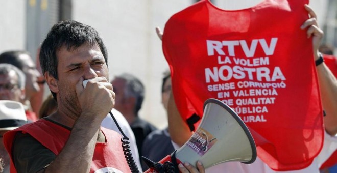 Imagen de archivo de una manifestación contra el cierre de Canal 9. (EFE)