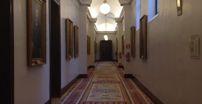 Los pasillos del Congreso están repletos de cuadros de los antiguos presidentes de la Cámara.