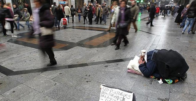 La pobreza ha aumentado en España. EFE