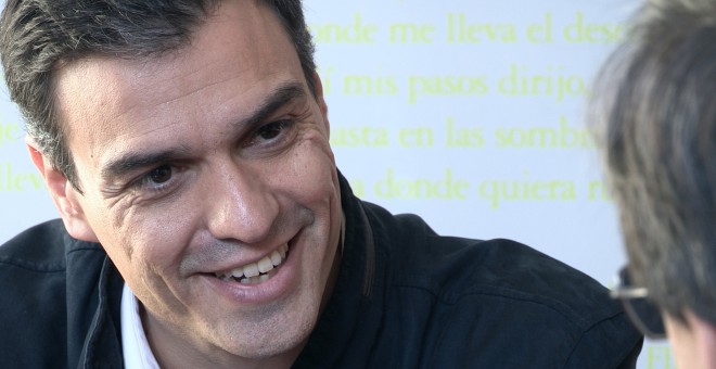 Pedro Sánchez, durante la entrevista en el Hotel de las Letras de Madrid.