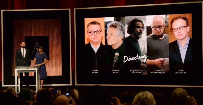 El actor estadounidense John Krasinski y la presidenta de la Academia de Hollywood, Cheryl Boone Isaacs, durante el anuncio de las candidaturas a los premios Óscar para el mejor director. REUTERS/Phil McCarten