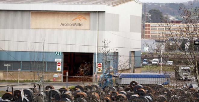 Planta de Arcelor Mittal en Sestao. EFE/Luis Tejido