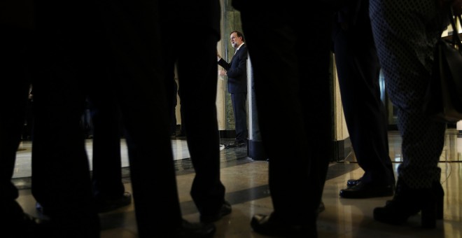 El presidente del Gobierno en funciones, Mariano Rajoy, durante la rueda de prensa tras su reunión con el líder de Ciudadanos, Albert Rivera. REUTERS/Susana Vera