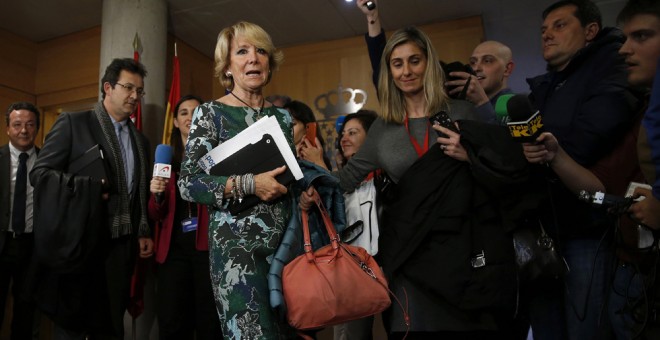 La presidenta del PP de Madrid, Esperanza Aguirre, tras su comparecencia en la comisión de corrupción de la Asamblea de Madrid. EFE/Chema Moya
