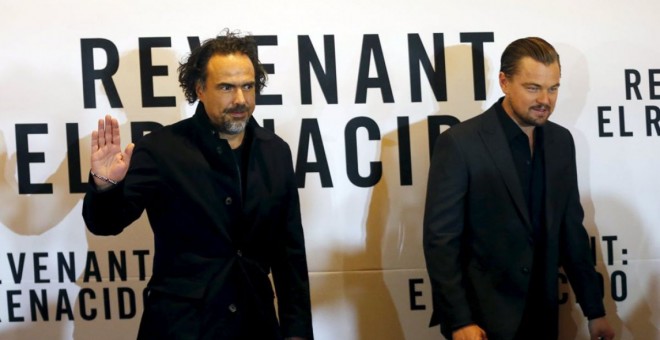 El director de cine Alejandro González Iñárritu y el actor Leonardo Di Caprio, en la presentación de la película 'The Revenant' en México DF. REUTERS