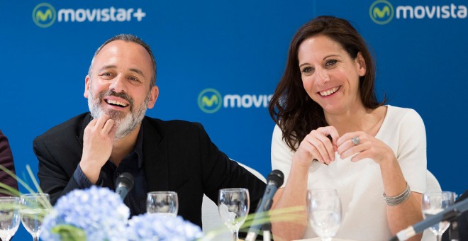 Javier Gutiérrez y Malena Alterio en la presentación de la serie 'Vergüenza'. /MOVISTAR +