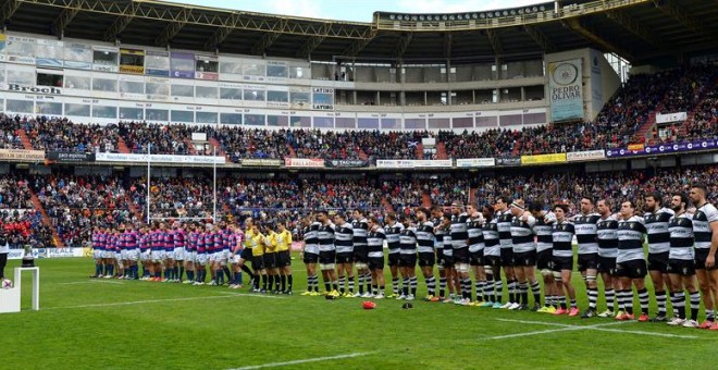 Los dos finales de la Copa del Rey ante los 26.000 espectadores que abarrotaron Zorrilla. /EFE