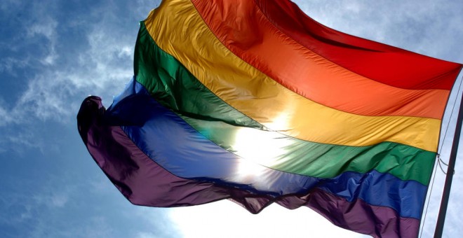 Una bandera arcoiris. EFE