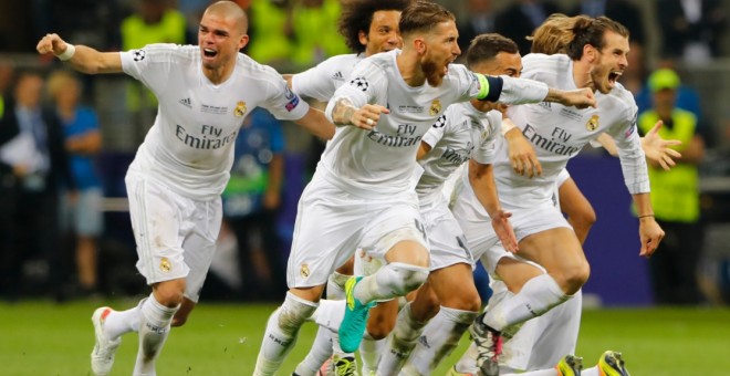 El Real Madrid celebra su victoria en la Champions League frente al Atlético de Madrid. REUTERS/ Stefan Wermuth