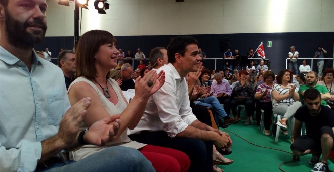 Sánchez dice que Rajoy e Iglesias forman una 'gran coalición contra el cambio'. /EUROPA PRESS