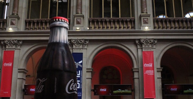 Coca-Cola European Partners ha iniciado este jueves su cotización en la bolsa de valores española en un acto en la Bolsa de Madrid. LORENA CALLE ESCRIBANO