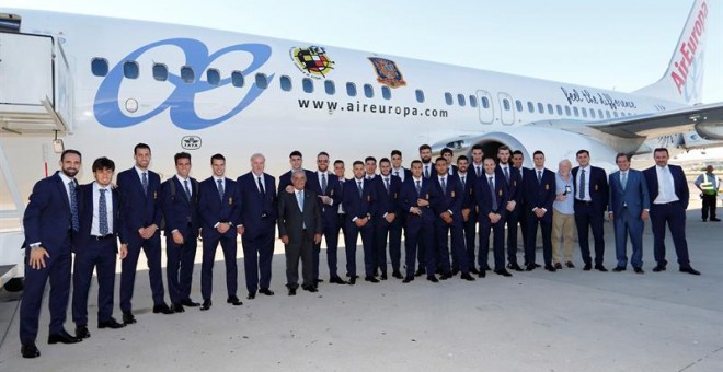 La selección española, antes de partir hacia Francia. EFE/Carmelo Rubio