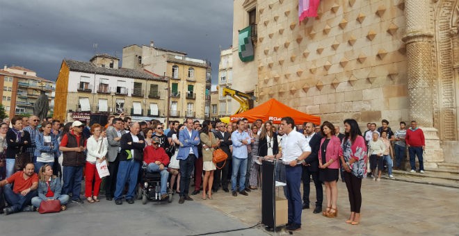 Albert Rivera, durante su intervención frente al Palacio del Infantado de Guadalajara. PÚBLICO